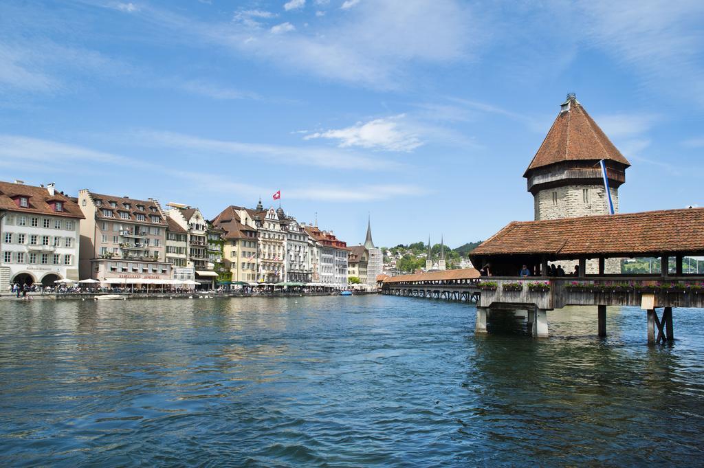 Hotel Pickwick And Pub "The Room With A View" Lucerne Ngoại thất bức ảnh