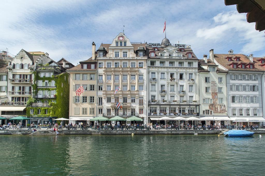 Hotel Pickwick And Pub "The Room With A View" Lucerne Ngoại thất bức ảnh